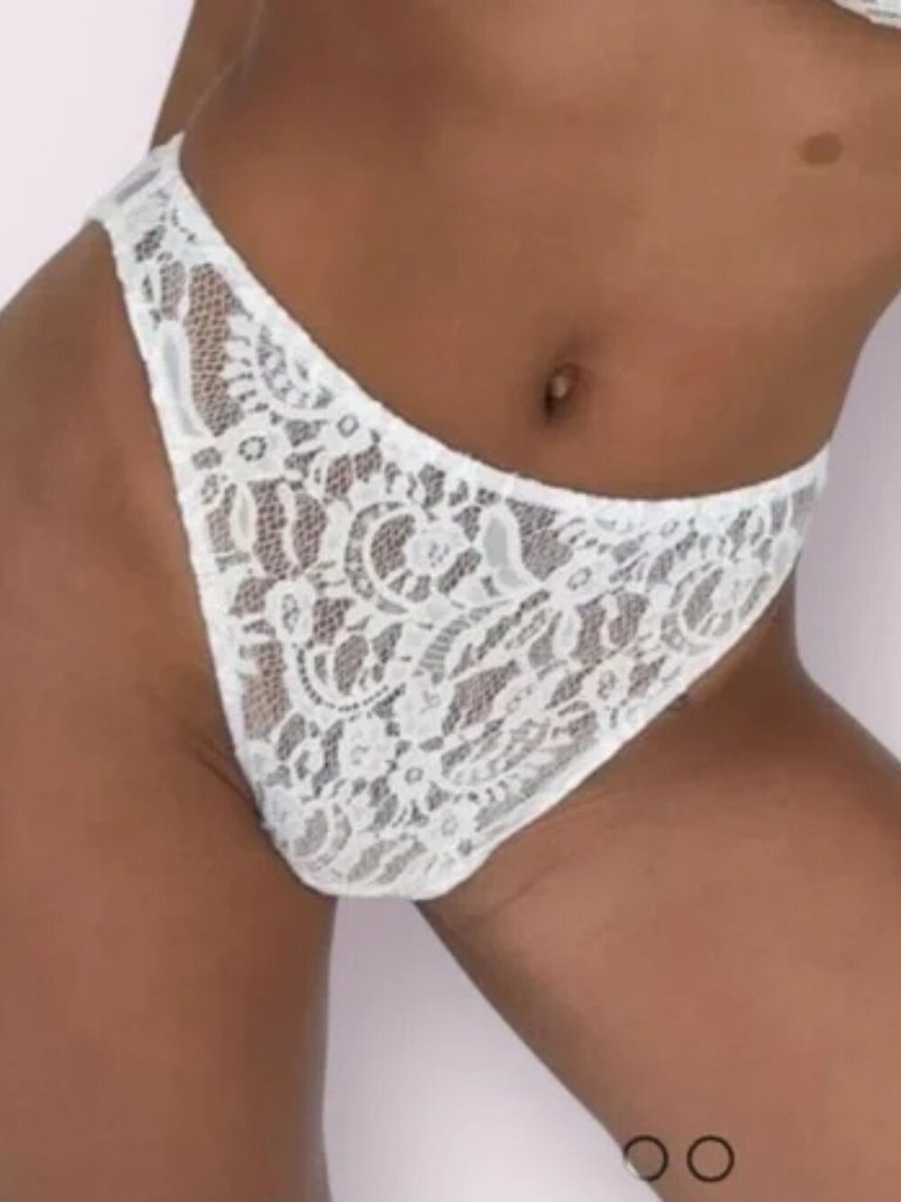 RUMORED Smitten Brief Womens Size XS White Lace High Waist High Cut NWT - Picture 1 of 7